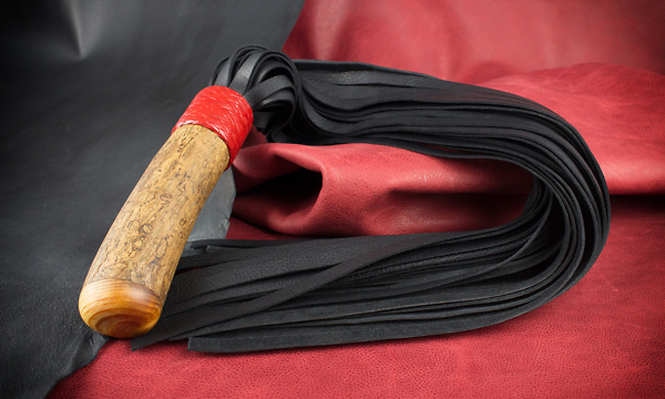 Leather flogger with wooden handle 13