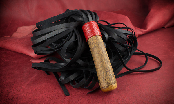Leather flogger with wooden handle 14