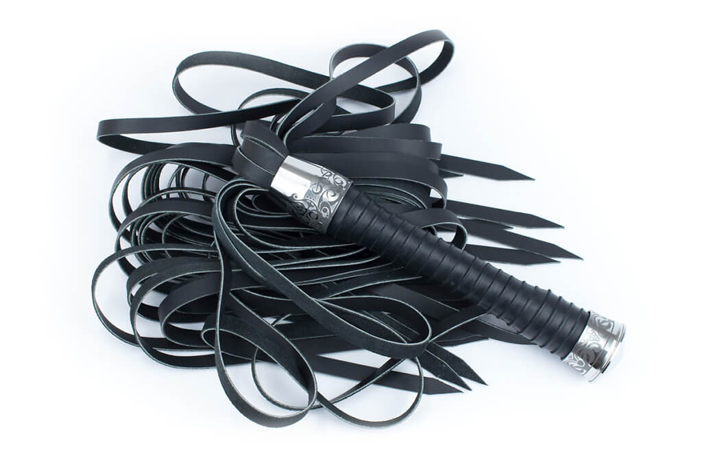 Strict leather flogger cover 2 | BDSM Attributes